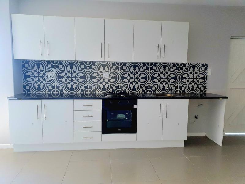 To Let 5 Bedroom Property for Rent in Woodstock Western Cape